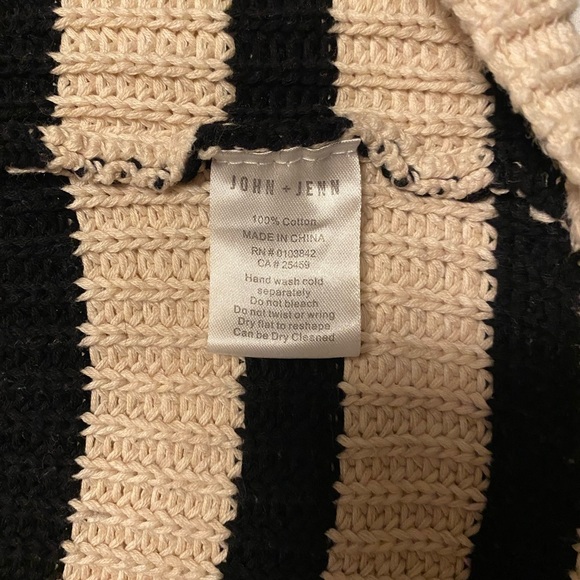 Evereve John + Jenn Galleger 100% cotton sweater. Size S. - Picture 6 of 6